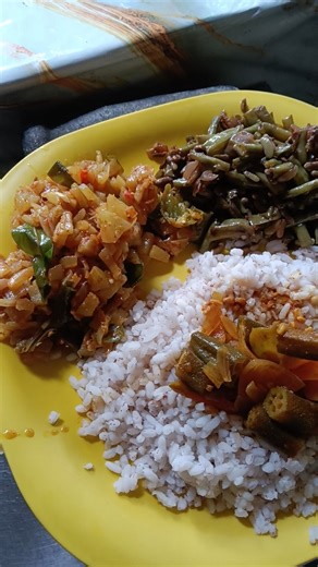 Afternoon food guyzzzzzz🥳🙌🏻#trending#short video#love#shamna lakkidi#