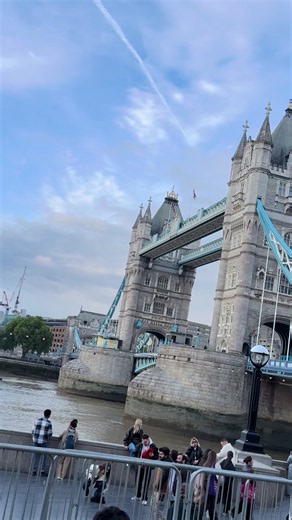 Exploring Tower Bridge: A London Vlog Experience