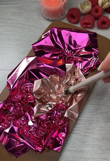 Homemade raspberry Dubai chocolate🍫#raspberrychocolate #dubaichocolateraspberry #raspberrycookie #dubairaspberry #homemadechocolate