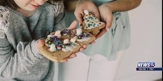 The BEE Community holds gingerbread-making fundraiser