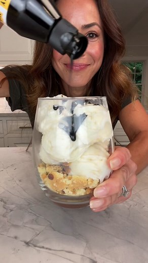 BALSAMIC REDUCTION & ICE CREAM!! Add balsamic vinegar to a saucepan. Over medium-low heat slowly bring the vinegar to a simmer. Adjust the heat to maintain a simmer. Continue to simmer until the vinegar turns syrupy then remove from heat and remember that it will continue to thicken as it cools.