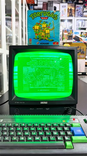 Celso Duran on Instagram: "Así era la tecnología en los años 80!! Llegaste a jugar a algún Micro ordenador?? Os leo 👇👇👇 #gamer #retro #pc #tortugasninja #ninjaturtle #informatica #gameroom #80s"