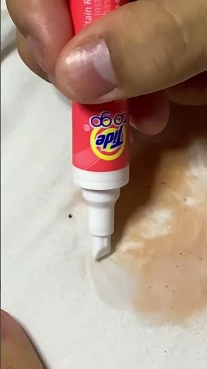 Tide To Go Stain Remover #clothing #eating #useful #gadgets #tools #cleaning #stain #laundry