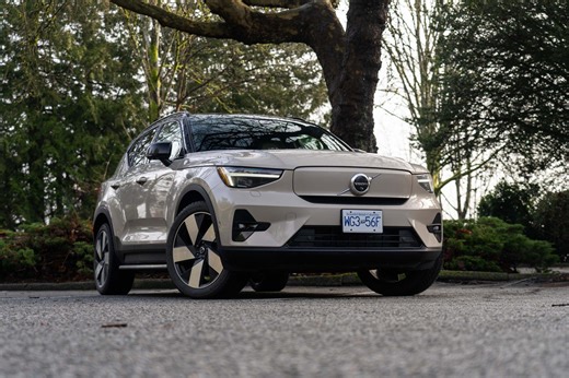 EV Review: 2025 Volvo EX40 Ultra Twin | Reviews