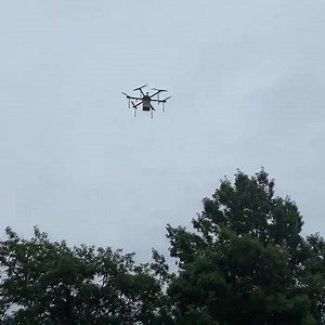 KROGER'S FIRST DRONE DELIVERY: Starting today, the Cincinnati-based grocer is launching a new delivery service, featuring autonomous drone delivery. The first delivery launched out of Centerville delivering a package from a Kroger store to City Hall. https://bit.ly/3izU4hj | WLWT