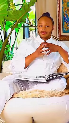 Manasseh Jordan begins to discuss “Abraham’s bosom” which represents the inner earth, and why some viewed earth as a prison planet for souls….. Full teaching in Patreon…… #prophetmanasseh #healing #jesus #abraham #bible #prophetic #innerearth | Prophet Manasseh Jordan