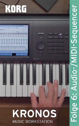 Der Name KRONOS steht nicht von ungefähr seit Jahren für professionelle Tasteninstrumente, die sich an Musiker und Produzenten mit höchsten Ansprüchen an klangliche Vielfalt und größtmögliche Flexibilität richten. Und so verwundert es auch nicht, dass der ikonisch-weiße Schriftzug auf seiner Rückseite von keiner größeren Bühne dieser Welt mehr wegzudenken ist. In seiner neusten Generation ist der KRONOS mächtiger als je zuvor und bietet eine geradezu atemberaubende Anzahl an produktionsfertigen 