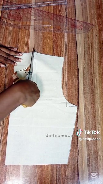 Cut Neckline Design for T-Shirts: A Step-by-Step Guide