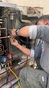 Fixing new compressor #airconditioning #highlight #Repair #hotwheather #trendingvideo #milliondollarlisting #foryouシ #viralvideoシ #SaveBanglashiStudents #kuwait AC control | AC control