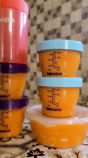 Healthy and Cheap Baby Food: Carrot and Rice Puree #6monthsold #babyweaning #babyfood