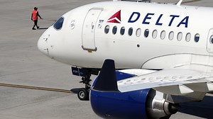 Delta canceled hundreds of flights Monday as it recovers from CrowdStrike failures