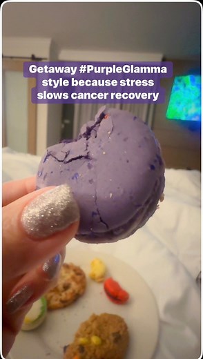 Getaway #PurpleGlamma style because stress slows #CancerRecovery. I’m a pumping in supplements, peptides and protein but the hotel lets me indulge a bit before drifting off to sleep. How did they know to give us PURPLE #macaroons | Sandi Farr Spears