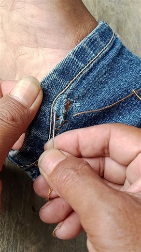 122K views · 377 reactions | Manual sewing tutorial for torn skinny pants #sewing #tips #tutorial #reelsviral #fypreels | Tips dan trik menjahit | Facebook