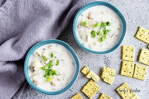 Instant Pot Clam Chowder