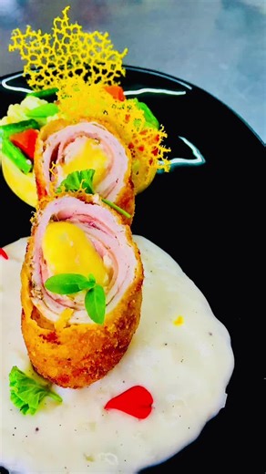 Cooking training going on##foryou #foryoupage #modernhoteltrainingcenter basundara ktm🙏🙏🙏