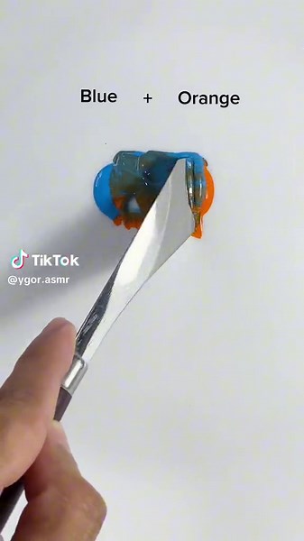 Color Mixing: Blue and Orange Combinations