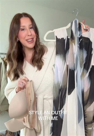 My first time getting dressed up for an event since having a baby and I feel so confident thanks to the perfect foundation styles from @MaidenformOfficial! You can shop my favorite styles at Walmart! #MaidenformPartner #StyledWithMaidenform #MaidenformAtWalmart