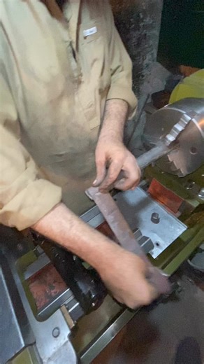 1.4M views · 3.6K reactions | Sand Paper use in Mining Machine Cylinder #reelschallenge #reelkarofeelkaro #foryoupageシ #instagramreels #engineering #mechanic | Ibrahim Engineering Works | Facebook