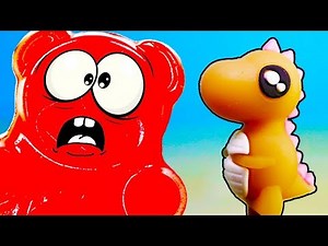 ДРАКОНЧИК ГОША и ЖЕЛЕЙНЫЙ МЕДВЕДЬ ВАЛЕРА НАРЯЖАЮТ ЕЛКУ