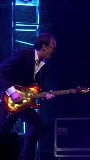 Joe Bonamassa Official - "Bird On A Wire" - Beacon Theatre Live From New York