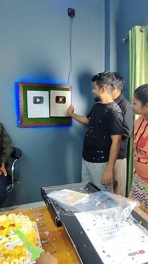 golden play button এখন ছোট করেছে #short #shortvideo | Bong MeMe