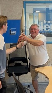 🔥 France Bleu Lorraine fait son relais avec une vraie torche olympique ! Merci ArcelorMittal France ! | ici Lorraine (Moselle et Pays Haut)