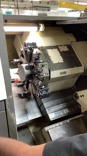 Hardinge CNC Lathe with Live Milling