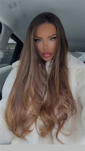 Bianca Dragusanu on Instagram: "Plm :) People Love Me 🤣🫶"