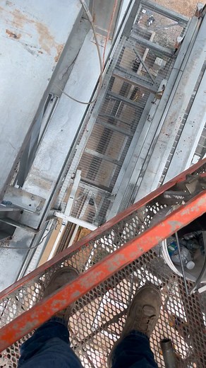 #Jobs #job #EntryLevelJobs #workskills #training #free #viral #freejobadvice #appreciationpost #Ironworkers #journeyman #man #ironworkerlife #construction | Scotty Screwloose DeLozier