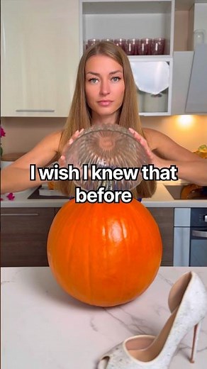 Pumpkin Carving Hack 🎃Part 2 #PumpkinCarving #PumpkinHacks #HalloweenHacks #HalloweenDIY #lifehacks