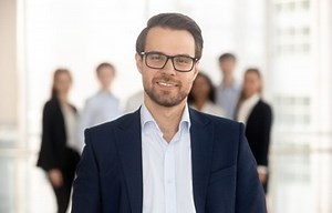 What are the duties of team leader in any company?