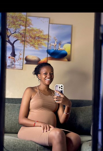 Good Morning Art: Celestine Ghachuhi & Nivea Lip Balm Review