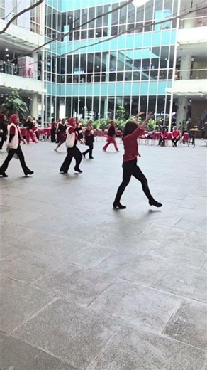 Still Bring Me Line Dance