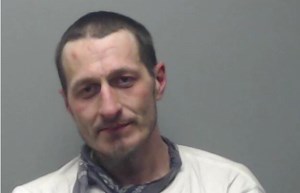 Convicted felon crashes twice trying to escape arrest