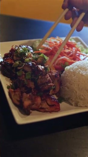 High-protein chicken panin....