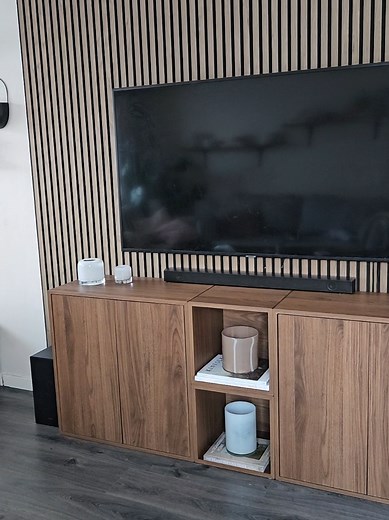 Renovering av TV-bänk: Från vit till eket