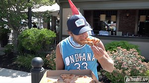 Barstool Pizza Review - Colombo's Cafe & Pastries (Hyannis, MA) | David Portnoy - El Presidente