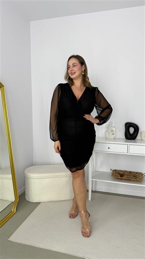 Sukienki | Moda | Sukienki Plus Size on Instagram: "Zobacz te modele na różnych rozmiarach! Nowa kolekcja już dziś 🛍️ #sukienka#sukienki#sukienkaplussize#modadamska Sukienka, sukienki, sukienka plus size, Ołówkowa sukienka, Elegancka sukienka, sukienka duży rozmiar, Moda plus size, Moda damska, sukienka na imprezę, sukienka na Andrzejki, sukienka Mini, obcisła sukienka, błyszcząca sukienka, cekiny, sukienka na święta, sukienka na sesję świąteczną, sukienka na Sylwestra,sukienka na studniówkę, k