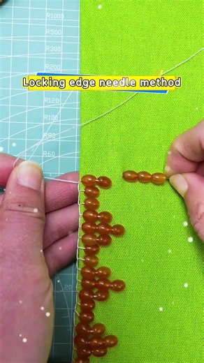 Use your favorite beads to make fancy lock edges #embroideryneedlework #creativediy #handsewing