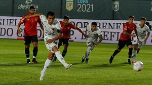 Colón derrotó 2-0 a Independiente y jugará la final ante Racing Club