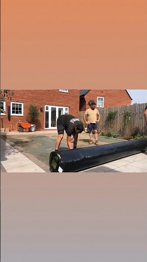How to install artificial grass at home. #garden #artificialgrass #installation #home #landscaping