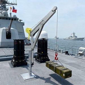 [Hot Item] Heavy-Duty Compact Mini Marine Crane for Small Boat Handling