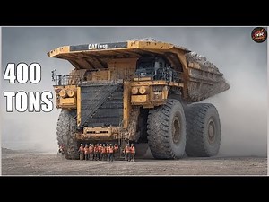 4,000-HP CAT 797F Moves 400 Tons Like It’s Nothing