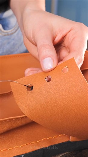 Turning old diving flippers into modern shoes! | 5-Minute Crafts