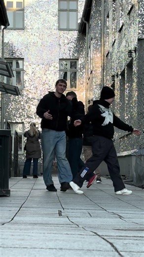 Shuffle vs jumpstyle vs hakken