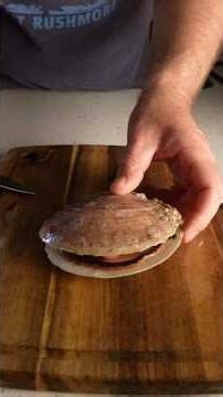 This Is What a Scallop Actually Looks Like #seafood #scallop