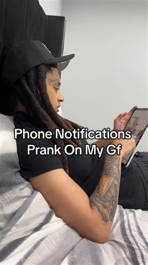 Omgg👀🤣❗️ #polybuzz #fyp #viral #couple | gf prank
