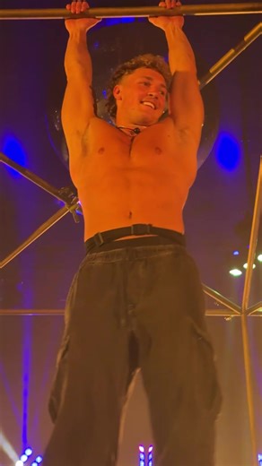 these guys ate and left something other than crumbs 🫦🔥 #canadashore