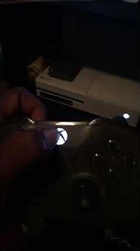 How I fix my Xbox one controller keeps shutting off (Easy Fix)