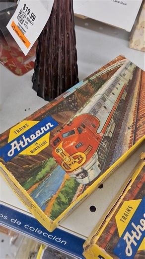 Athearn model train set collectible toy item #goldhunter137